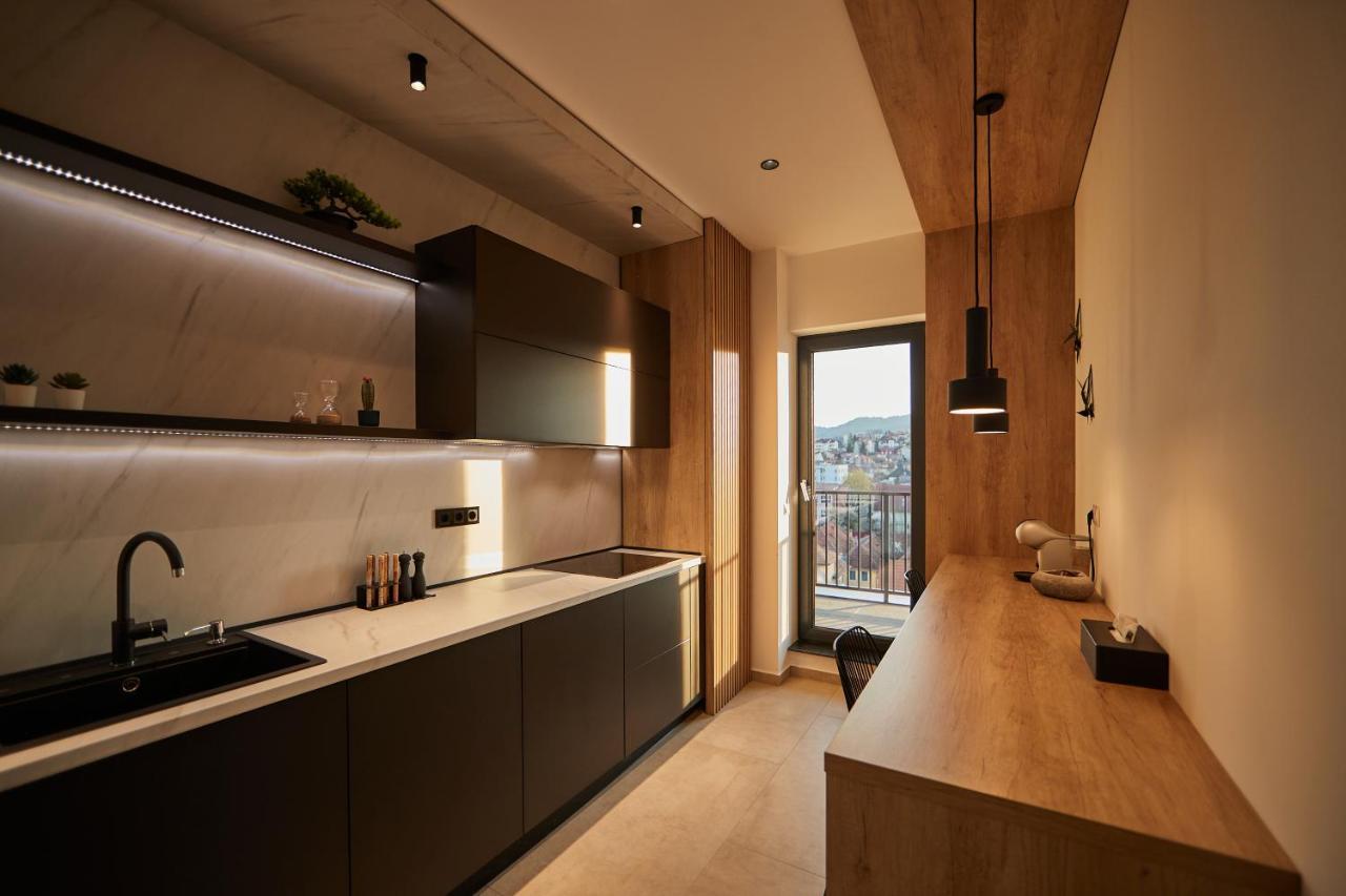Quiboo Cosmopolit Apartment Brasov Exterior photo