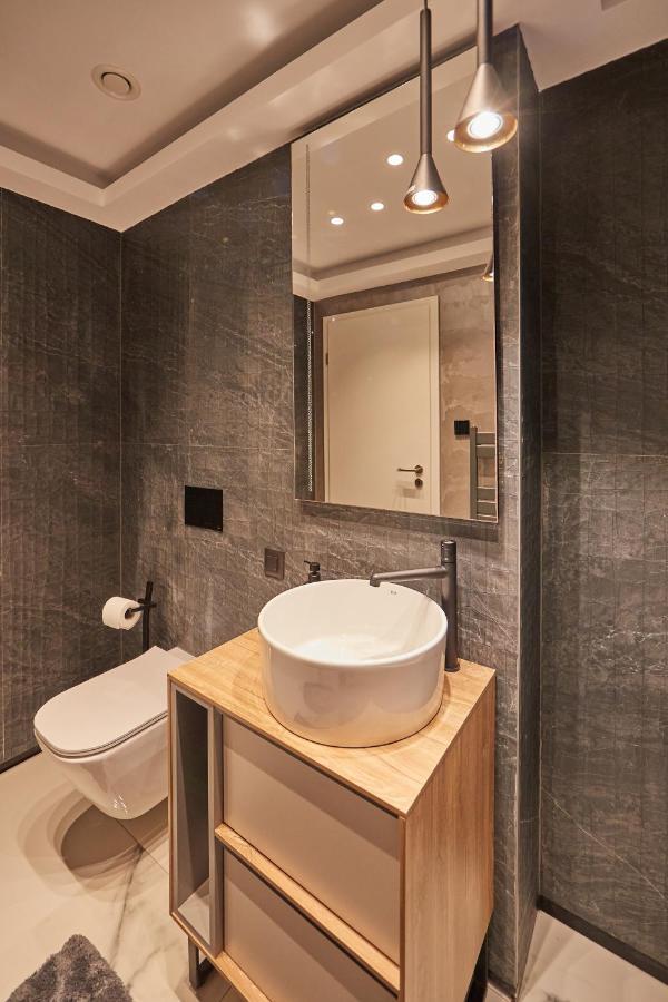 Quiboo Cosmopolit Apartment Brasov Exterior photo